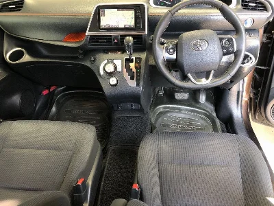 Статистика аукционов Toyota Sienta
