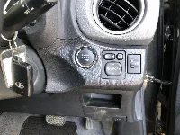 Цена авто Toyota Vitz с аукционов Японии, номер кузова KSP130, пробег 142 000, оценка 6