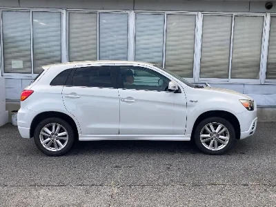 Mitsubishi RVR