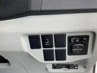 Цена авто Toyota Prius с аукционов Японии, номер кузова ZVW30, пробег 169 000, оценка 2