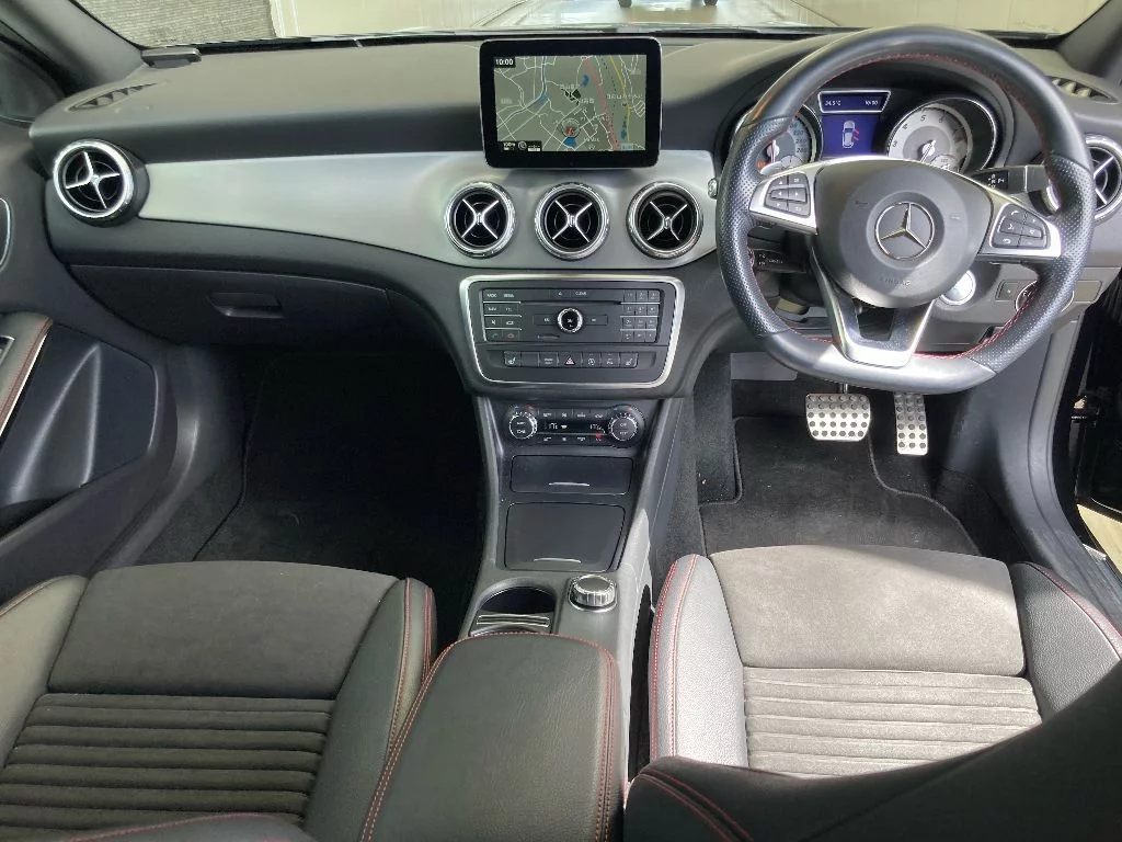 Mercedes-Benz GLA  с аукциона в Японии