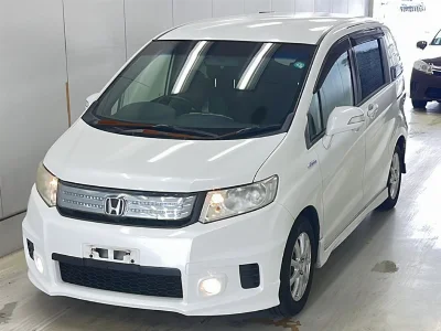 HONDA FREED SPIKE