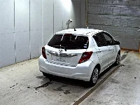 Цена авто Toyota Vitz с аукционов Японии, номер кузова NSP130, пробег 136 000, оценка 2