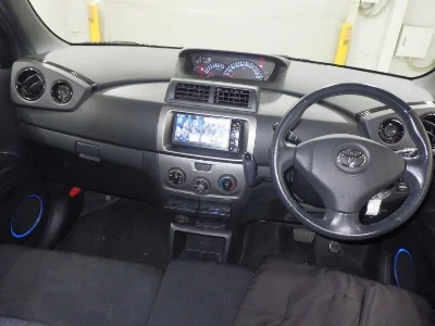 Toyota bB