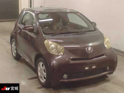Toyota iQ