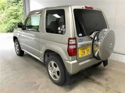 Mitsubishi Pajero Mini