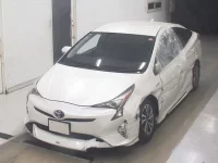 Цена авто Toyota Prius с аукционов Японии, номер кузова ZVW50, пробег 111 000, оценка 