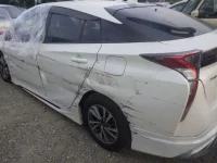 Цена авто Toyota Prius с аукционов Японии, номер кузова ZVW50, пробег 111 000, оценка 