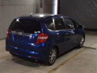 Цена авто Honda Fit с аукционов Японии, номер кузова GE8, пробег 101 000, оценка 2