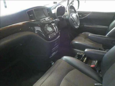 Статистика аукционов Nissan Elgrand