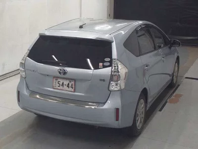 Статистика аукционов Toyota Prius Alpha