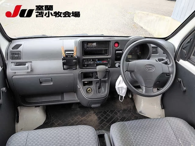 Daihatsu Hijet Cargo  с аукциона в Японии