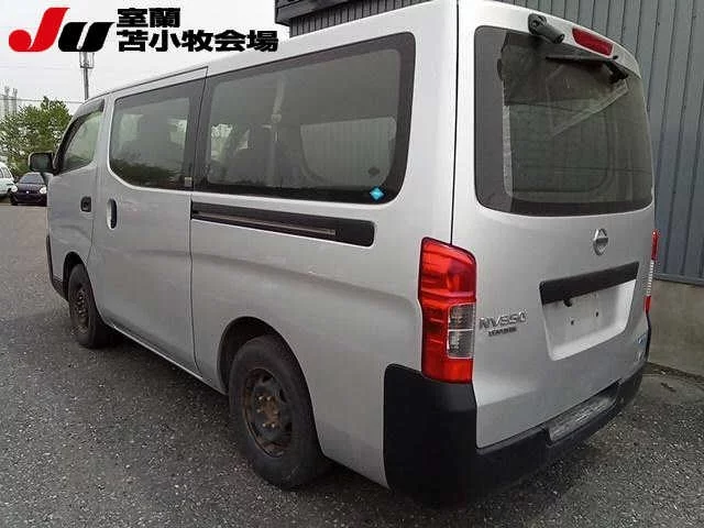 Nissan NV350 Caravan  с аукциона в Японии
