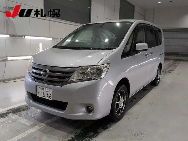 Nissan Serena  с аукциона в Японии