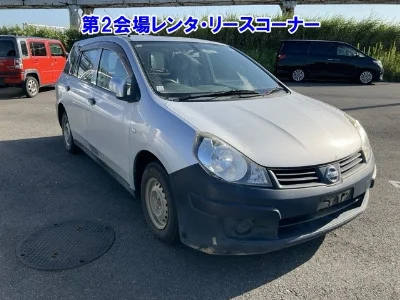 Nissan AD
