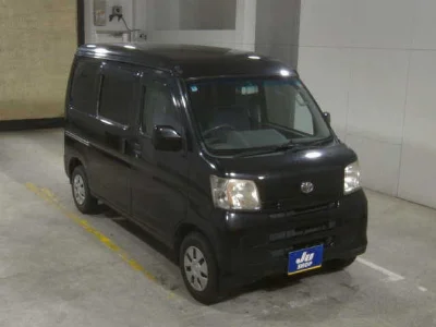 Toyota Pixis Van