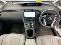 Цена авто Toyota Prius с аукционов Японии, номер кузова ZVW30, пробег 208 000, оценка 2