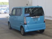 Цена авто Honda N-Box с аукционов Японии, номер кузова JF1, пробег 64 000, оценка 8