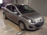 Цена авто Mazda Demio с аукционов Японии, номер кузова DEJFS, пробег 115 000, оценка 6
