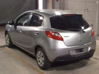 Цена авто Mazda Demio с аукционов Японии, номер кузова DEJFS, пробег 115 000, оценка 6