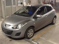 Цена авто Mazda Demio с аукционов Японии, номер кузова DEJFS, пробег 115 000, оценка 6