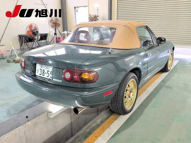 Mazda Eunos Roadster  с аукциона в Японии