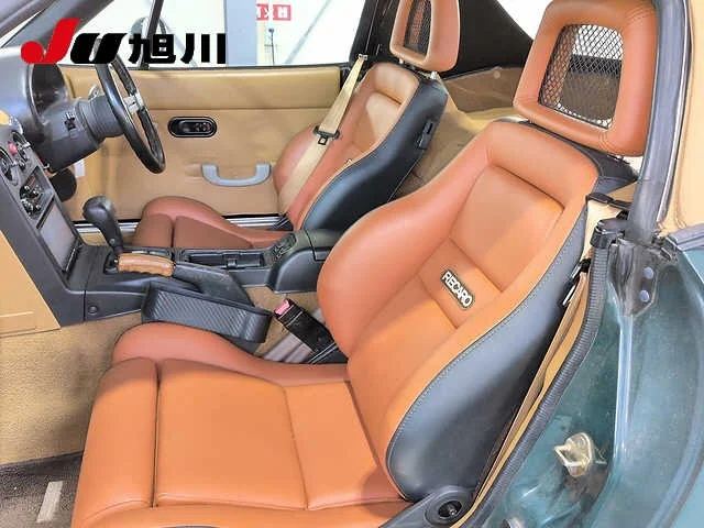 Mazda Eunos Roadster  с аукциона в Японии
