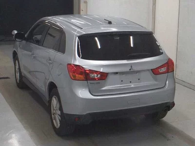 Mitsubishi RVR