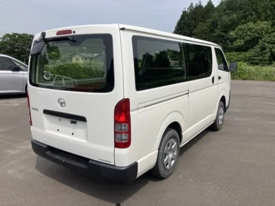 Статистика аукционов Toyota HiAce Van