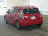 Цена авто Toyota Aqua с аукционов Японии, номер кузова NHP10, пробег 56 000, оценка 2
