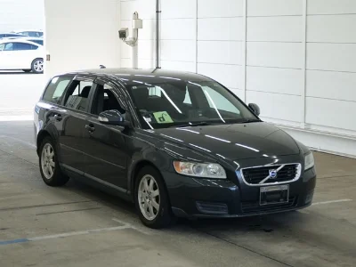 Volvo V50