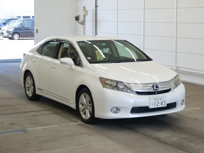 Lexus HS250h