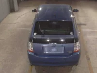 Цена авто Toyota Prius с аукционов Японии, номер кузова NHW20, пробег 134 000, оценка 6