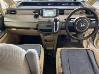 Цена авто Honda Stepwgn с аукционов Японии, номер кузова RG1, пробег 190 000, оценка 2