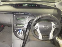 Цена авто Toyota Prius с аукционов Японии, номер кузова ZVW30, пробег 146 000, оценка 6