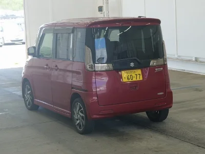 Suzuki Spacia Custom
