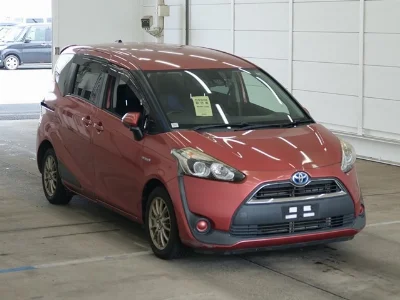 Toyota Sienta