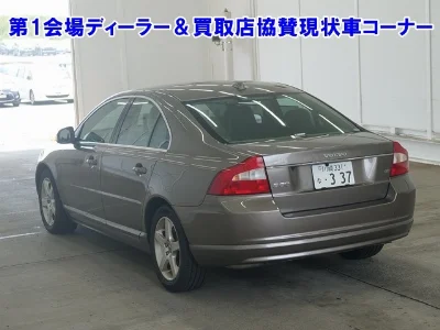 Volvo S80