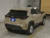 Цена авто Toyota Yaris Cross с аукционов Японии, номер кузова MXPB10, пробег 76 000, оценка 3