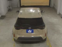 Цена авто Toyota Yaris Cross с аукционов Японии, номер кузова MXPB10, пробег 76 000, оценка 3
