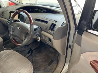 Toyota ESTIMA L