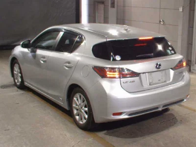 Lexus CT200h
