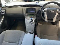 Цена авто Toyota Prius с аукционов Японии, номер кузова ZVW30, пробег 85 000, оценка 7