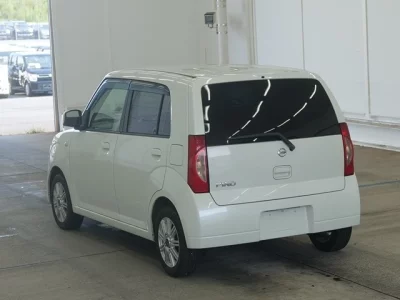Nissan Pino