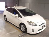 Цена авто Toyota Prius с аукционов Японии, номер кузова ZVW30, пробег 394 000, оценка 6