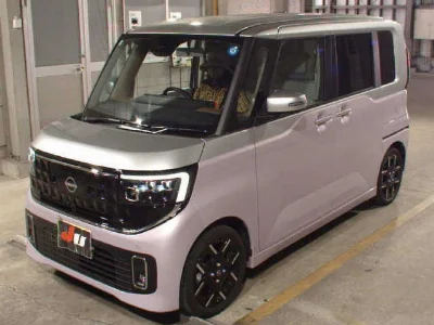 Статистика аукционов Nissan Roox