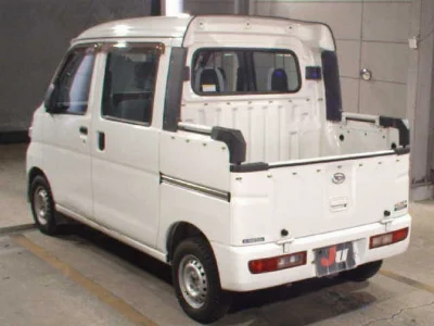 Daihatsu HIJET VAN (либо ATRAI WAGON)