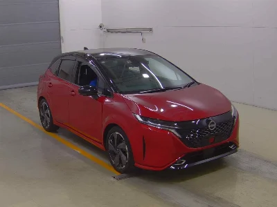 Nissan Aura