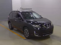 Цена авто Nissan X-Trail с аукционов Японии, номер кузова HNT32, пробег 126 000, оценка 2