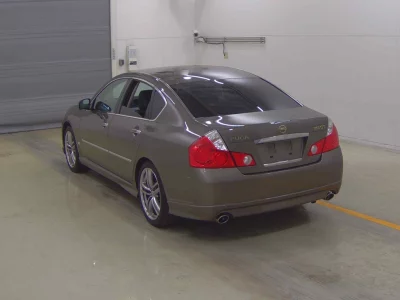 Nissan Fuga